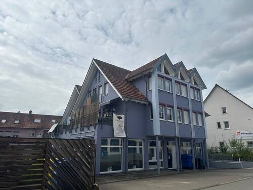 Seitenansicht - Gewerbeobjekt (Büro, Produktion, Verkauf) in Wurmlingen