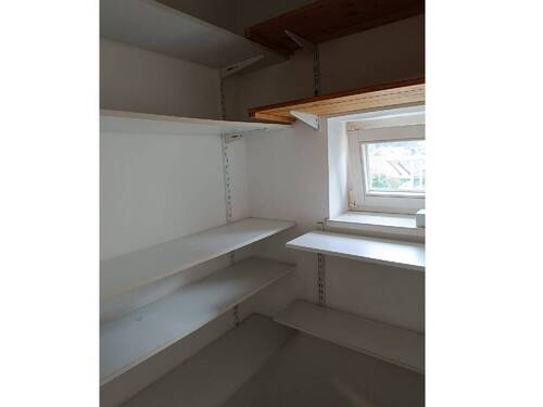 Abstellkammer - 