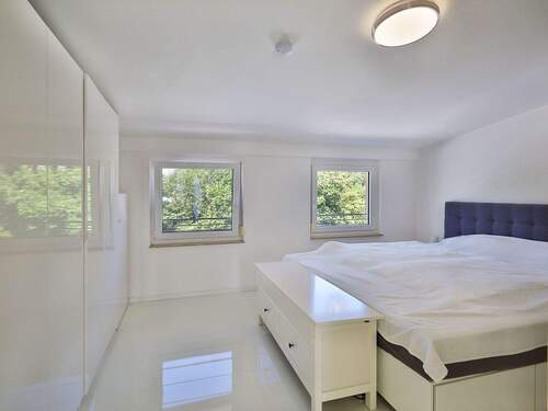 Schöner Schlafbereich im Dachgeschoss - 4 Zimmer Reihenendhaus zum Kaufen in Remseck am Neckar