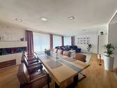 Wohn-/ Esszimmer - Diese stilvolle Wohnung wird Sie begeistern!