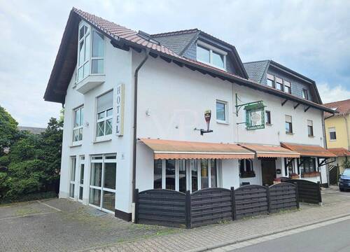 vordere Hausansicht - 