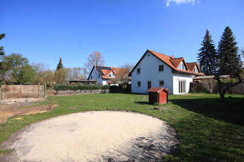 Garten - Doppelhaushälfte mit 96,60 m&sup2; in Brieselang zum Kaufen