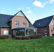 Wohnhaus mit Einliegerwohnung + DG Ausb. in ruhiger Umgebung und Feldrandlage vor den Toren Rostocks - Pölchow