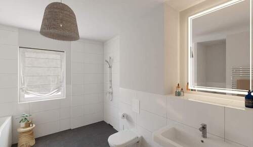 Modern gefliestes Bad mit bodengleicher Dusche und - Etagenwohnung mit 86,70 m&sup2; in Zossen zum Kaufen