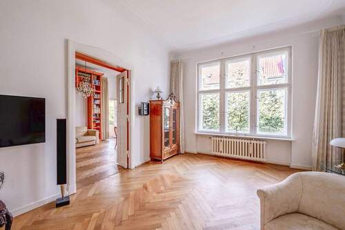 Wohnzimmer - Etagenwohnung mit 208,00 m² in Berlin zum Kaufen