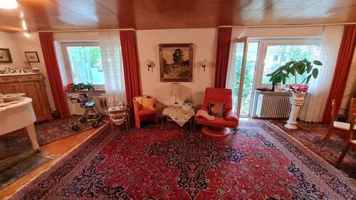 Wohnen EG - 8 Zimmer Mehrfamilienhaus, Wohnhaus zum Kaufen in Kalchreuth