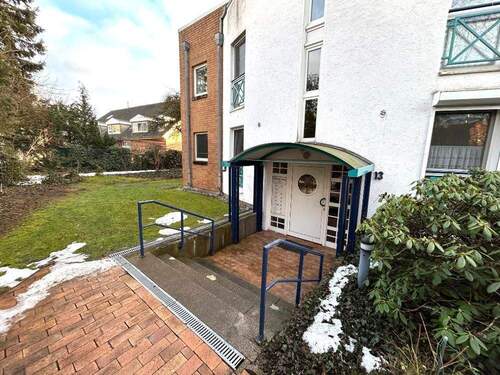 Eingang Haus - Etagenwohnung mit 90,00 m&sup2; in Lüneburg zum Kaufen