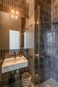 Bad mit schwellenloser Regendusche - 