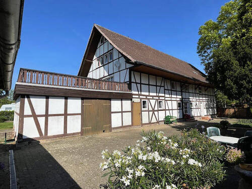 Ansicht vom Hof - ** ehemaliges Landwirtschaftliches Anwesen - mit großem Grundstück**