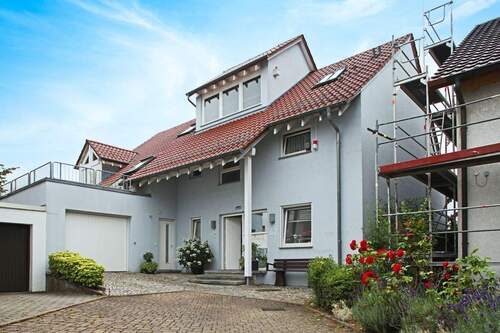 Ansicht Nord mit Hauseingang - 