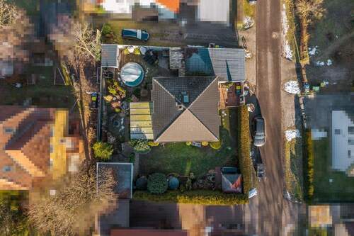 Drohne - 4 Zimmer Einfamilienhaus in Brieselang