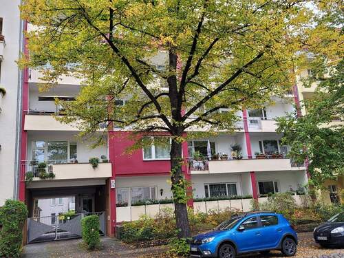 Straßenansicht - Mehrfamilienhaus, Wohnhaus zum Kaufen in Berlin