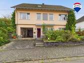 RE/MAX Immobilien DeLux Einfamilienhaus Merzig - Charmantes Eigenheim aus dem Jahr 1974