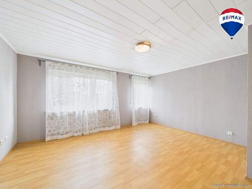 RE/MAX Immobilien DeLux Einfamilienhaus Merzig - Einfamilienhaus mit 180,00 m² in Merzig zum Kaufen