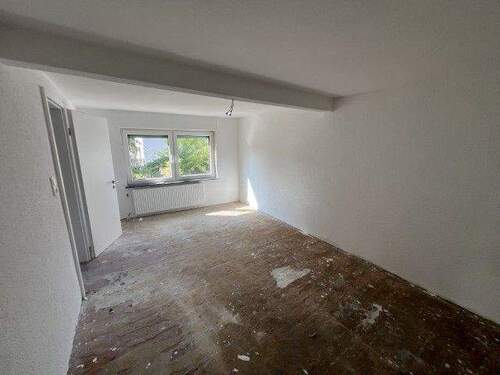 12 Zimmer EG - 