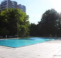FREI! Alpenblick, 2-Zi., ruhige Lage, München-SOLLN mit Top-Schwimmbad, Keller und Stellplatz - München / Solln Altstadt-Lehel
