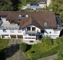 235 m²-Wohnung mit Penthouse-Charakter & Dachterrasse in Lichtenstein, Zwickau + vermietete Gewerbe - Lichtenstein/Sachsen