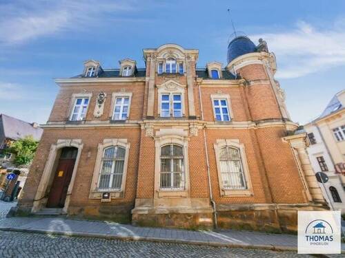 Haus Seitenansicht - 2 Zimmer Mehrfamilienhaus, Wohnhaus in Sebnitz