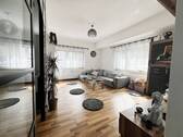 Wohnzimmer - 3 Zimmer Etagenwohnung zum Kaufen in Kornwestheim