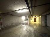 Tiefgarageneinfahrt - 