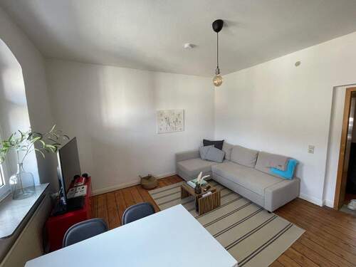 9108-694_Wohnzimmer (1).jpeg - 2 Zimmer Etagenwohnung zur Miete in Göttingen