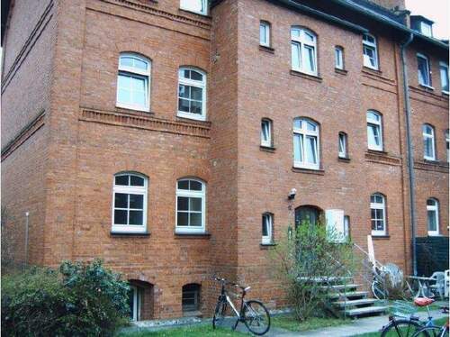 2708_Hauseingang - 2 Zimmer Etagenwohnung in Göttingen