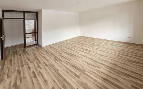 Wohnzimmer - Etagenwohnung mit 70,00 m&sup2; in Bad Berneck zum Kaufen