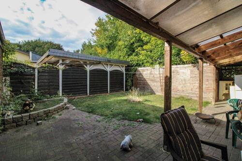Garten EG links - 