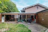 Terrasse EG links - 