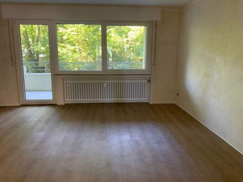 Wohnzimmer.JPG - Etagenwohnung mit 78,80 m² in Wiesbaden zur Miete
