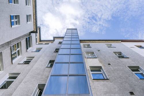 Hinterhof - 1 Zimmer Etagenwohnung in Berlin