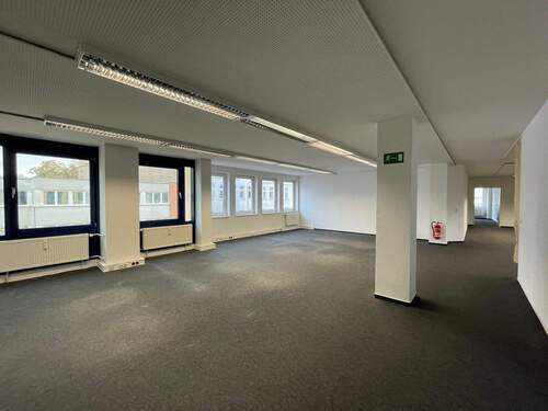 Büro - 314 m² Gewerbefläche in gepflegten Wohn- und Geschäftshaus!