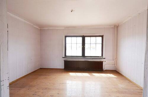 angrenzendes Esszimmer - 7 Zimmer Einfamilienhaus in Ribnitz-Damgarten / Hirschburg
