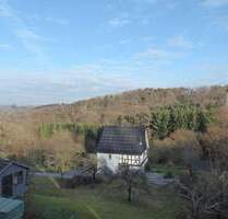 Sie träumen davon, in einem Fachwerkhaus zu wohnen? Die Deckenhöhe beträgt ca. 2,20 m. - Wiehl-Bomig