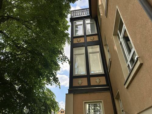 Details am Haus - Etagenwohnung mit 50,50 m&sup2; in Zwickau - Marienthal zum Kaufen