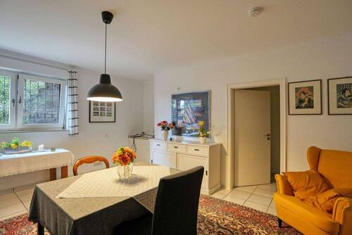 Kinderzimmer oder Schlafzimmer der Einliegerwohnung - 