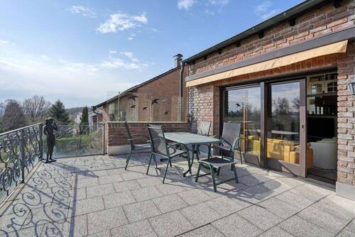 Terrasse vor dem Wohnbereich - 