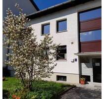 Moderne, gepflegte 3- Zimmerwohnung sofort beziehbar ! - Bad Reichenhall Karlstein