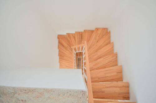 Treppenabgang vom DG - 