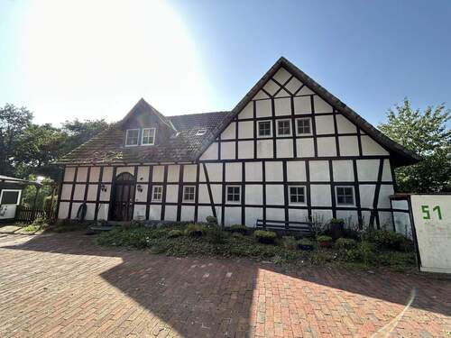 Außenansicht - 9 Zimmer Mehrfamilienhaus, Wohnhaus zum Kaufen in Lienen