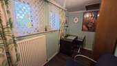 Kleines Zimmer (evtl. Büro) - 