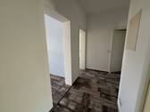 Flur / Eingangsbereich - 4 Zimmer Etagenwohnung zum Kaufen in Leipzig