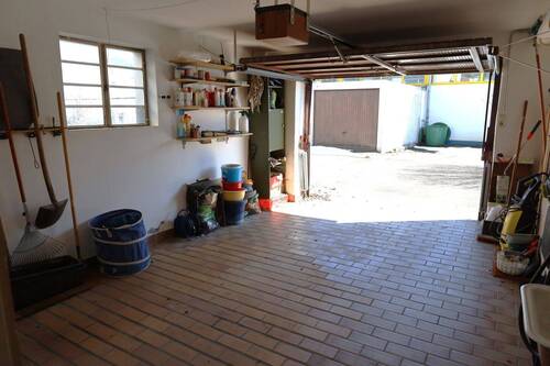Garage im Haus - 