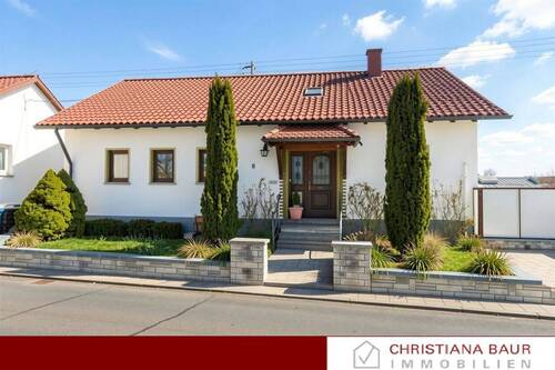 Ansicht - HAUS MIT SEPARATEM GRUNDSTÜCKHALLE: Obernheim