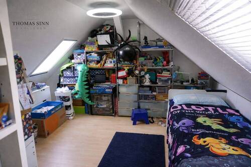 Ausgebaute Bühne - 