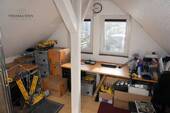 Ausgebaute Bühne - 