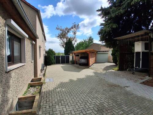 Carports, Garage, Hof - 