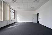 Bürofläche - Großraumbüro im 3. OG in Studiooptik - All-in-Miete