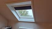 Velux Dachfenster mit Innenrollo - 