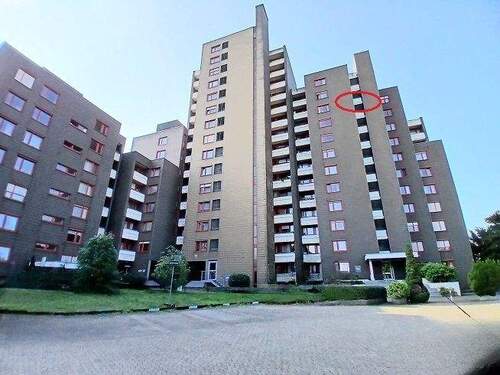 Ostansicht - Etagenwohnung mit 104,00 m² in Weinstadt zum Kaufen